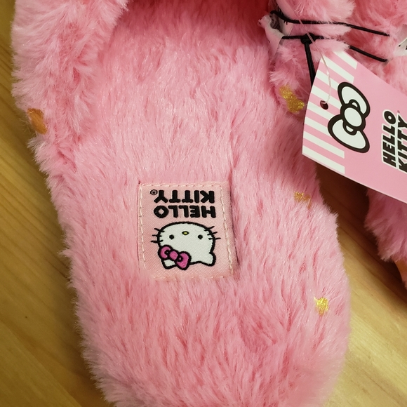 Hello kitty slipper - Picture 3 of 4